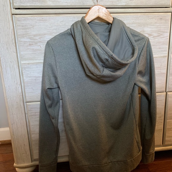 Nike sweatshirt - Picture 2 of 2